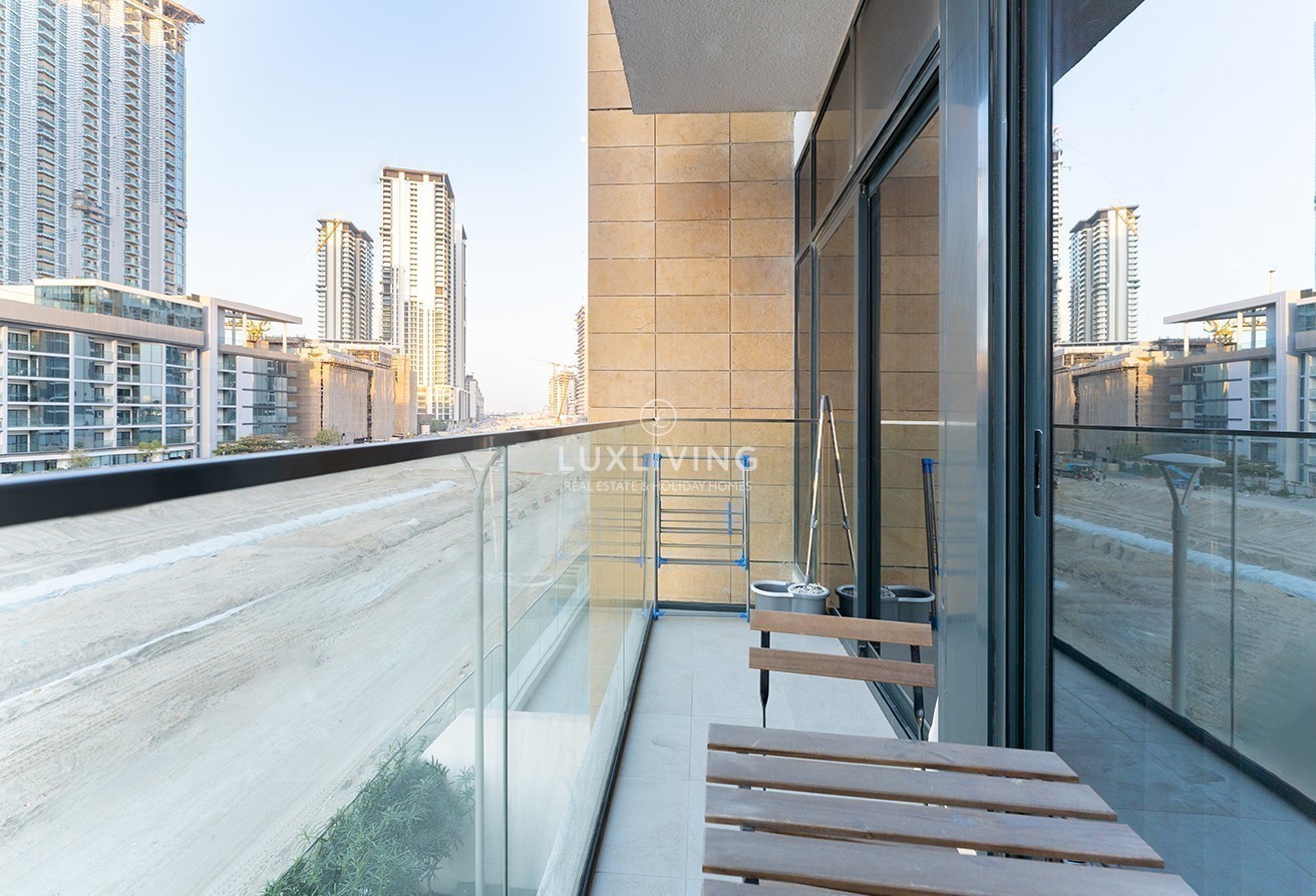 Meydan One AZIZI Riviera 38 Image