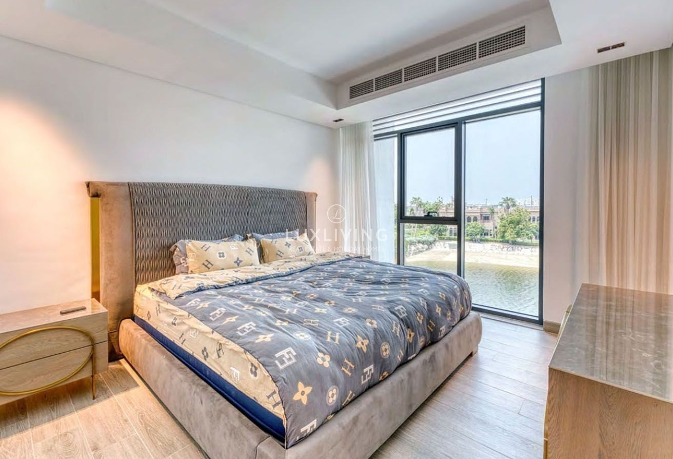 Signature Villas Frond G Image