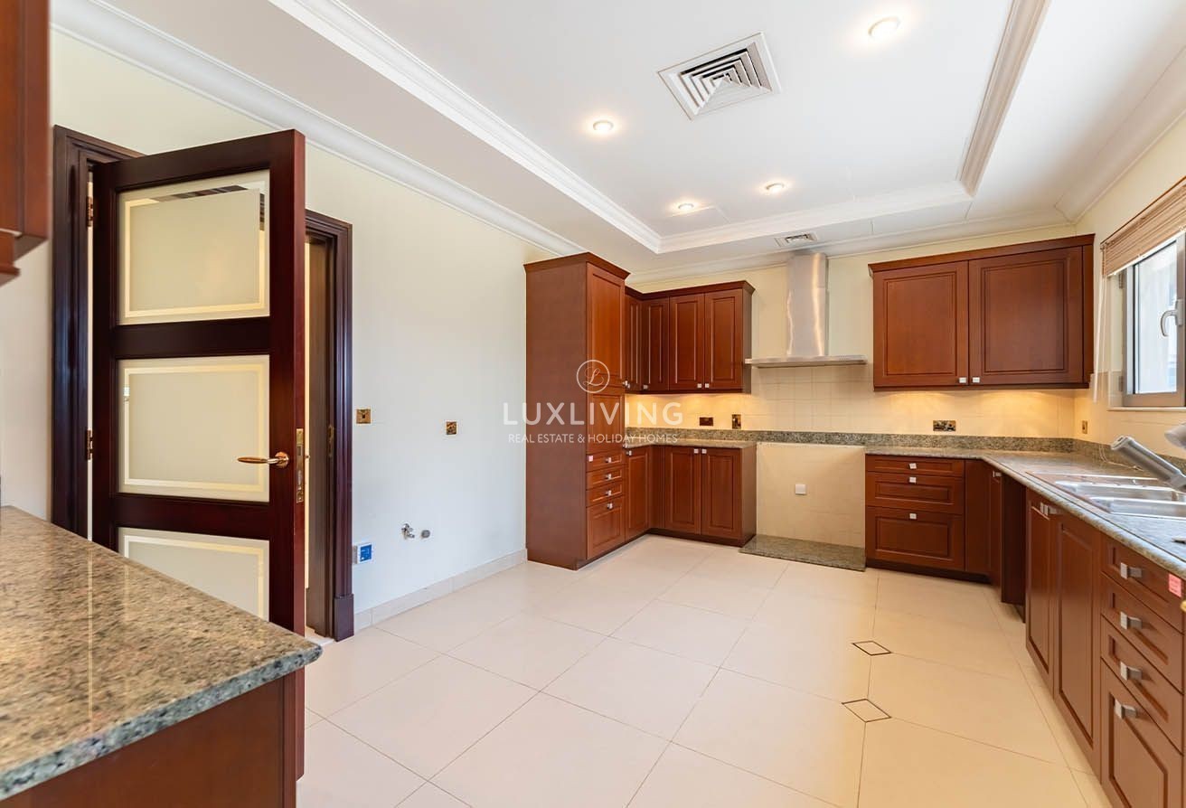 Signature Villas Frond P Image