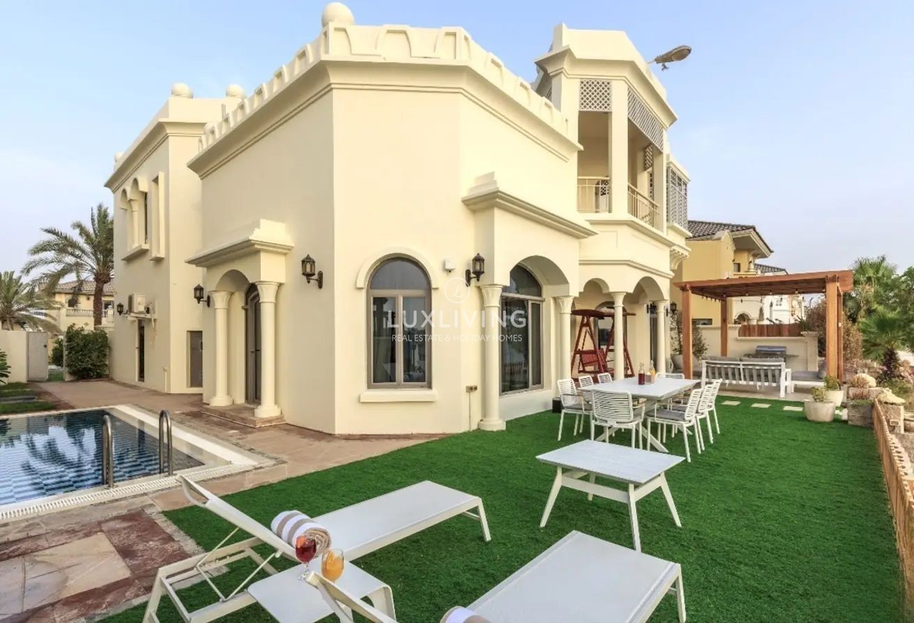 Garden Homes Frond O Image