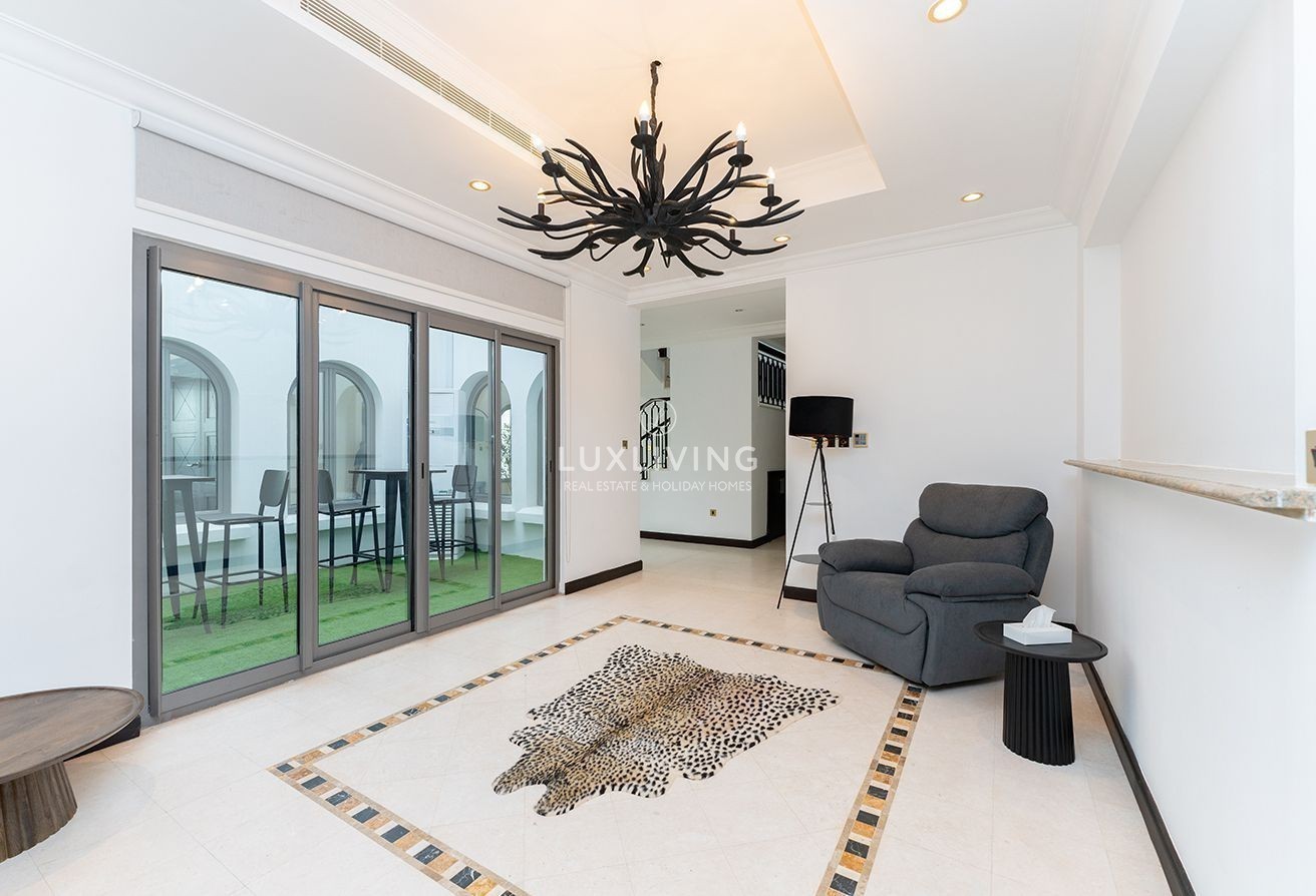 Garden Homes Frond O Image