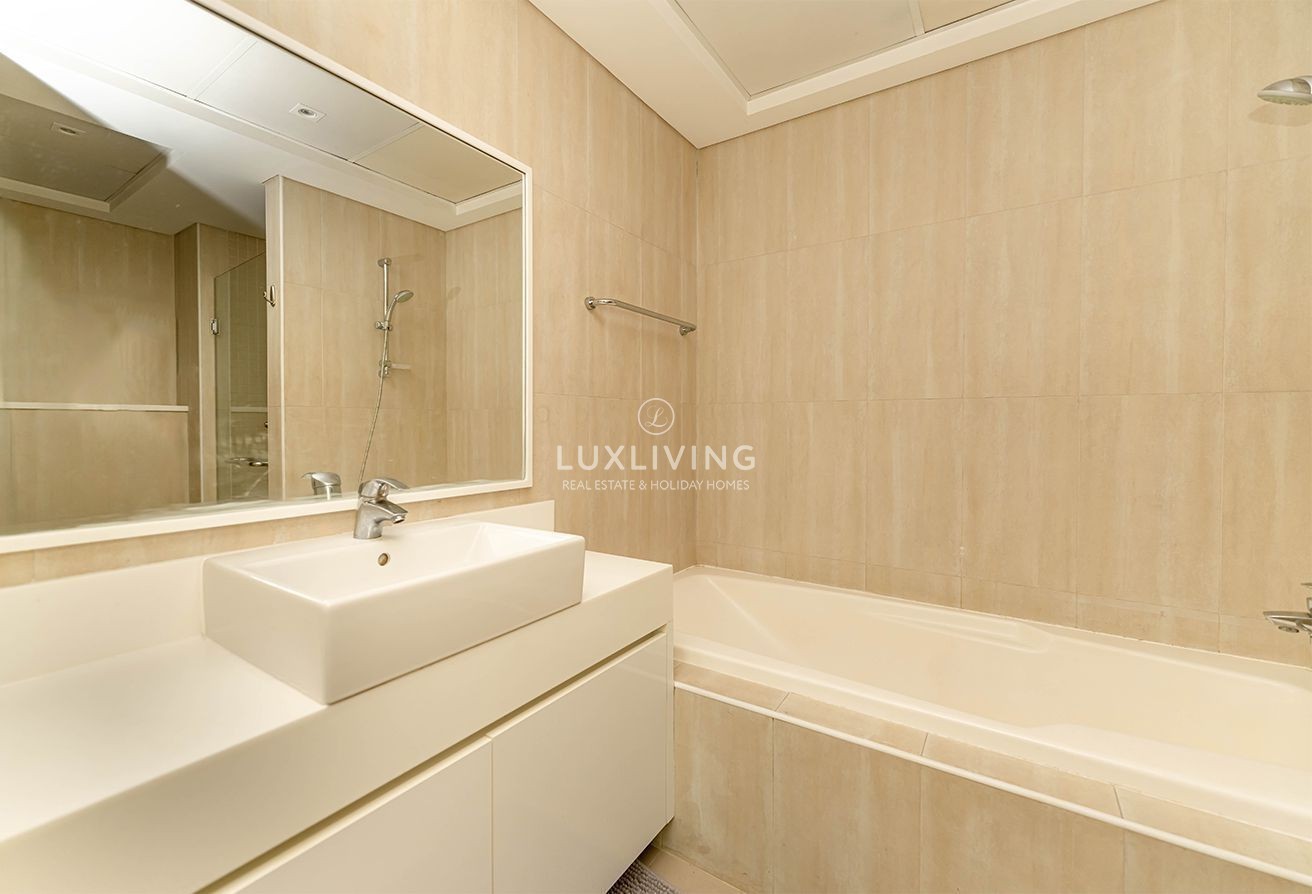 Al Bateen Residences  Image
