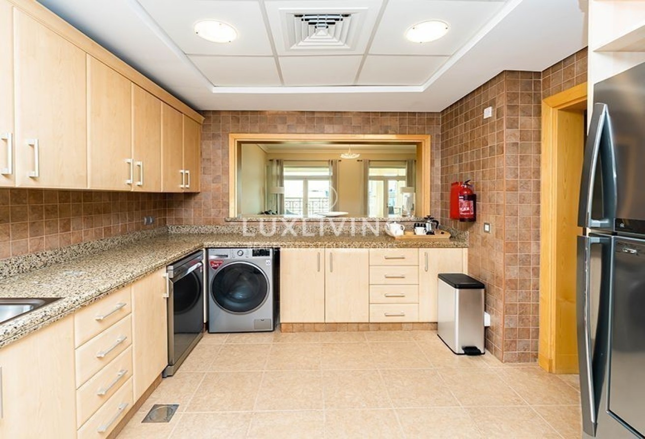 Shoreline Apartments Al Das Image