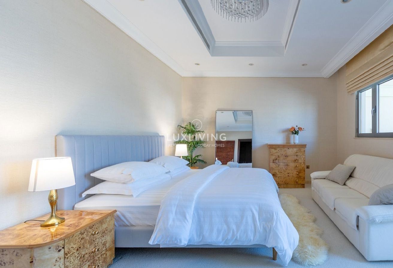 Signature Villas Frond B Image