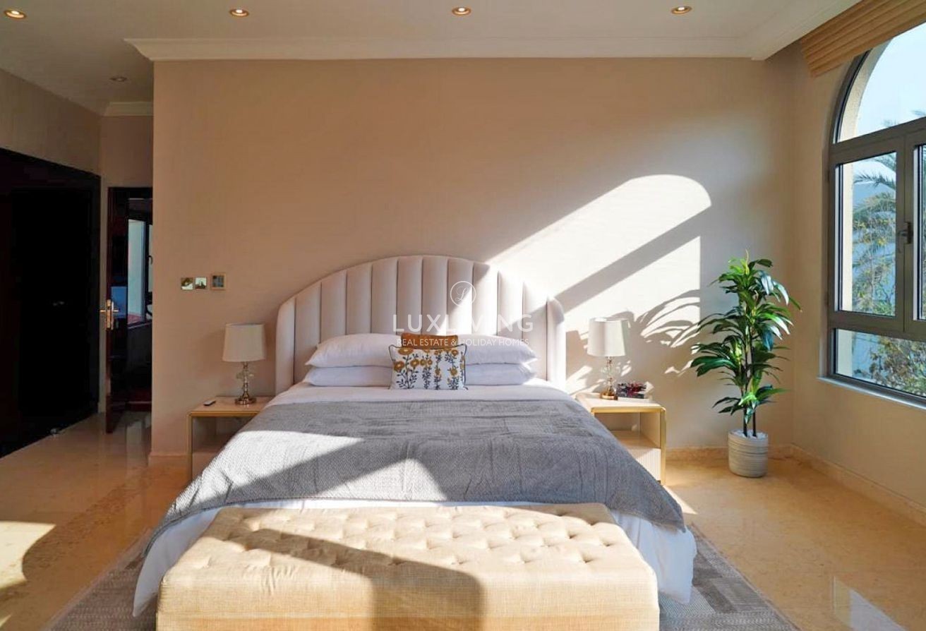Signature Villas Frond B Image
