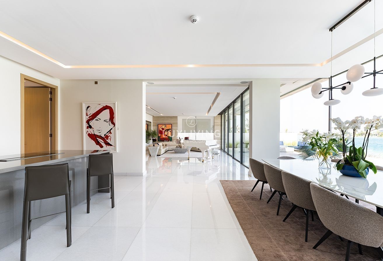 Signature Villas Frond G Image