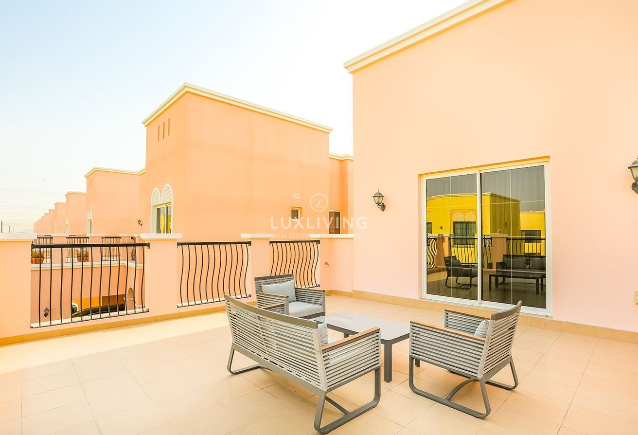Nad Al Sheba 3 Villas Image