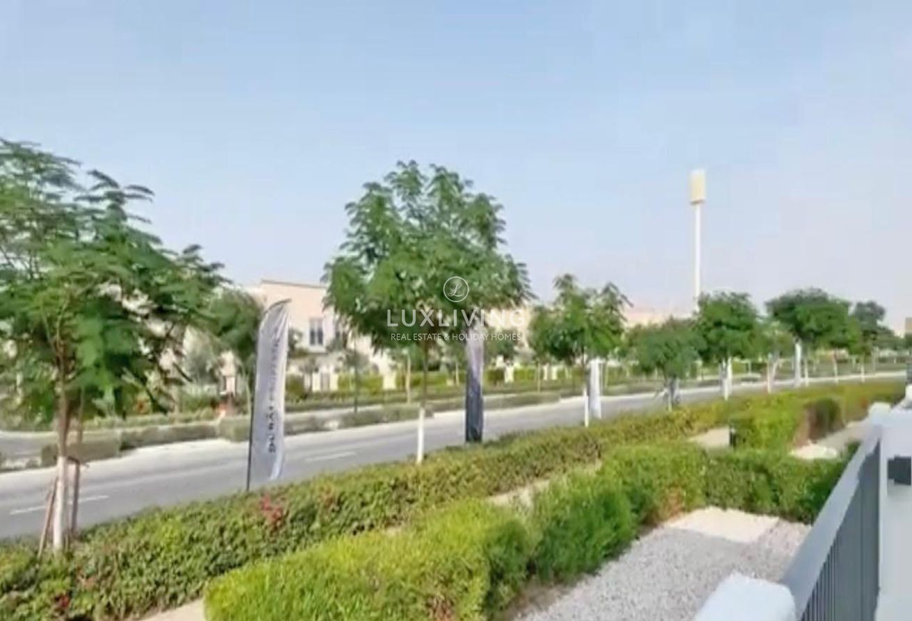 Villanova La Rosa Image