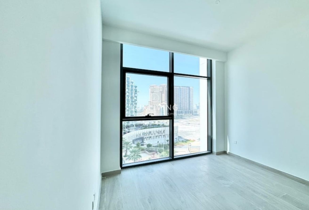 Azizi Fawad Residence  Image