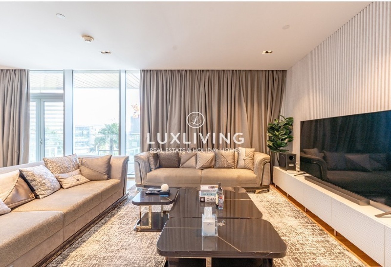 Bluewaters Residences Apartment Building 7 Image