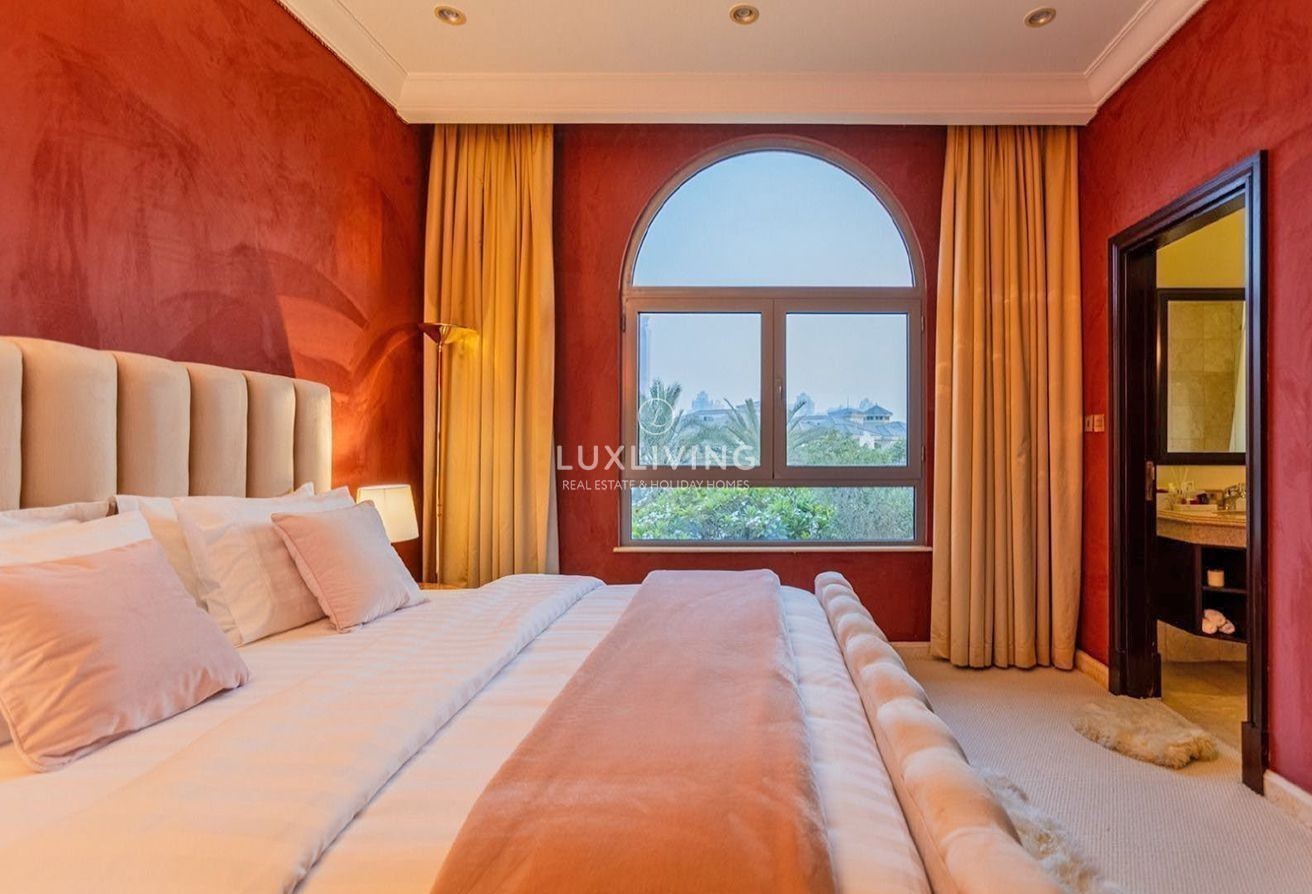 Signature Villas Frond B Image