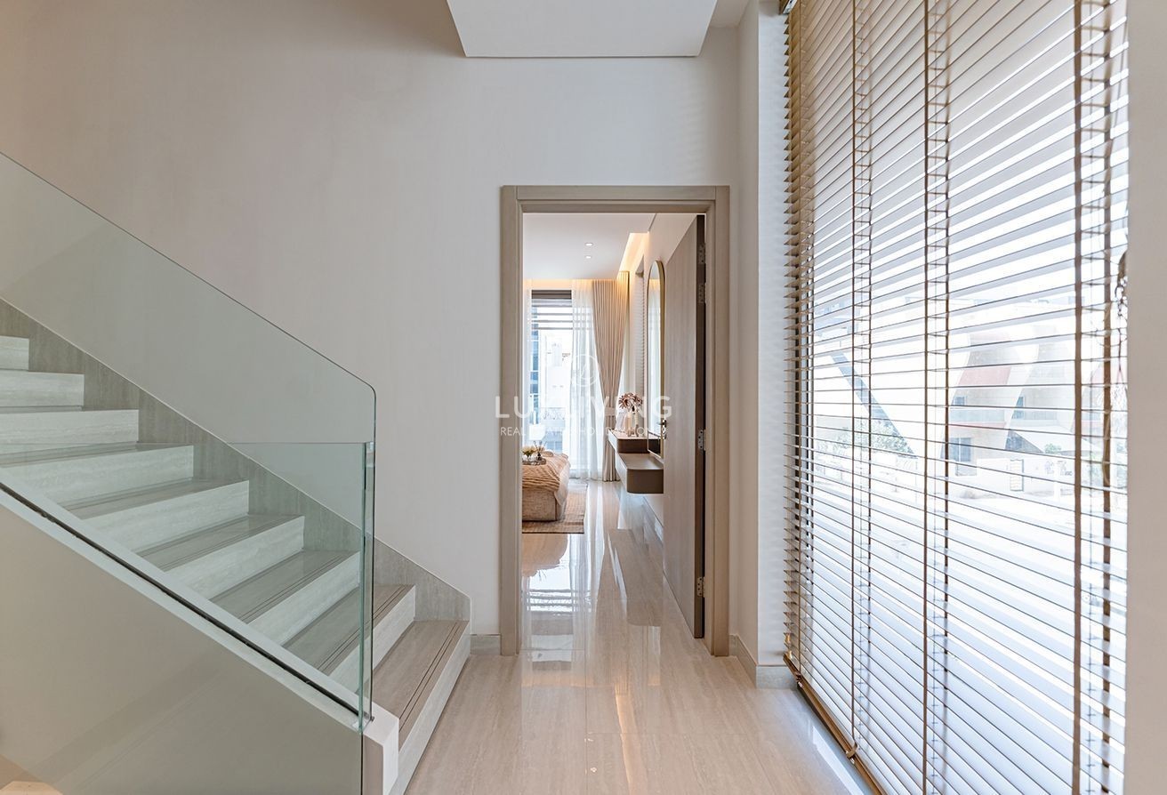 The Veranda Collection 1  Image