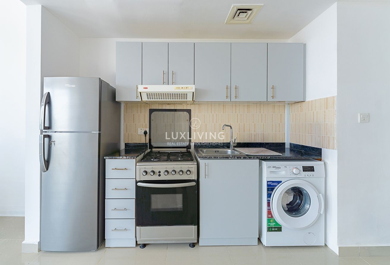 Lakeside Residence Tower B Image