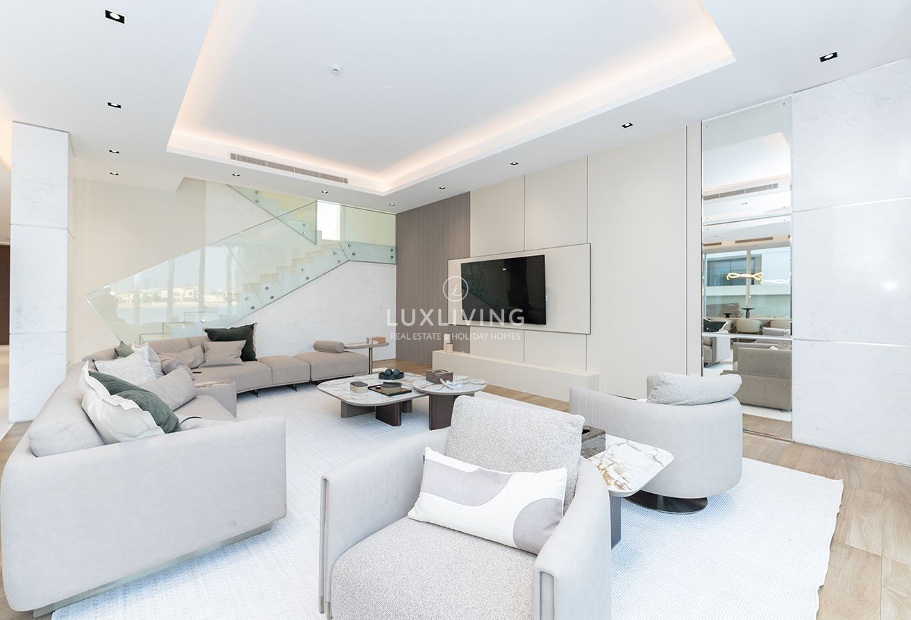 Signature Villas Frond N Image