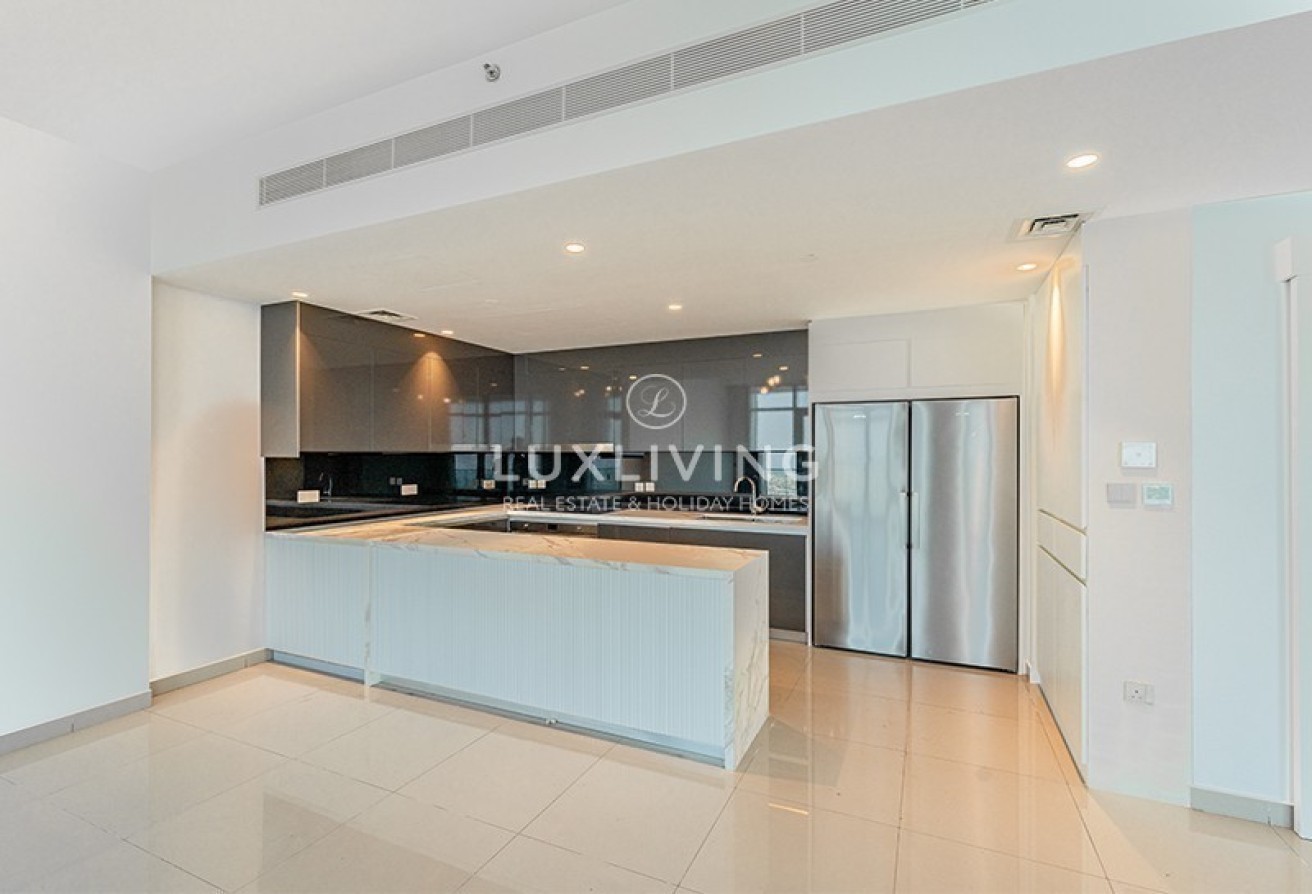 EMAAR Beachfront Beach Vista Image