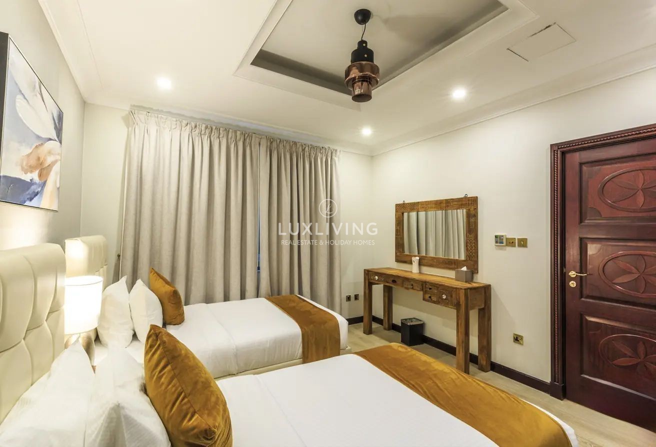 Garden Homes Frond O Image