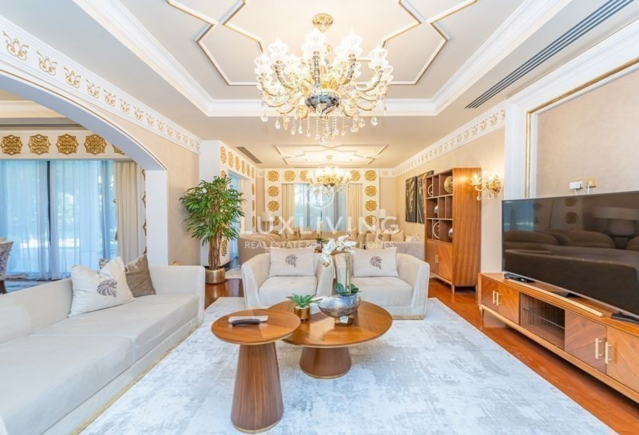 The Crescent Jumeirah Zabeel Saray Image