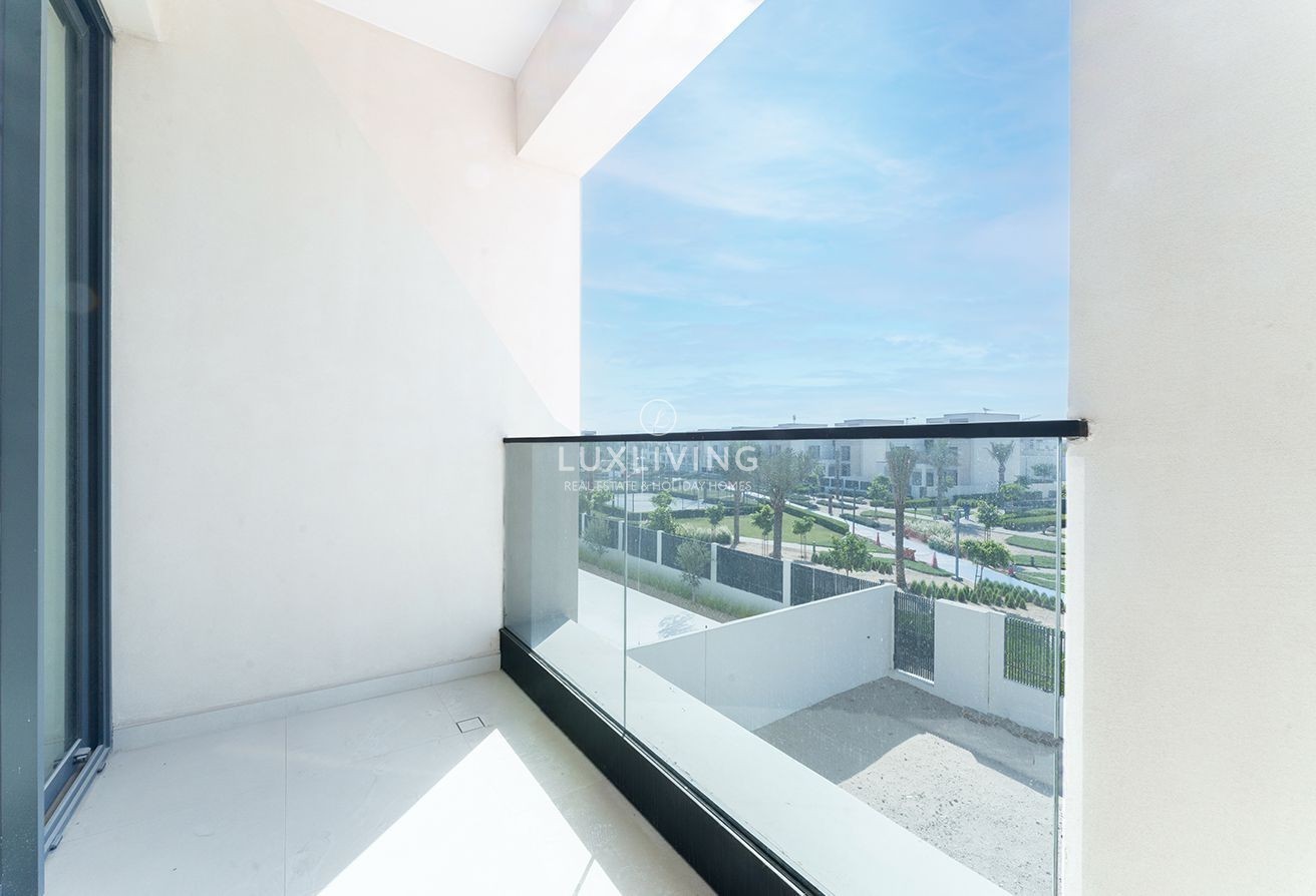Large Slide 30