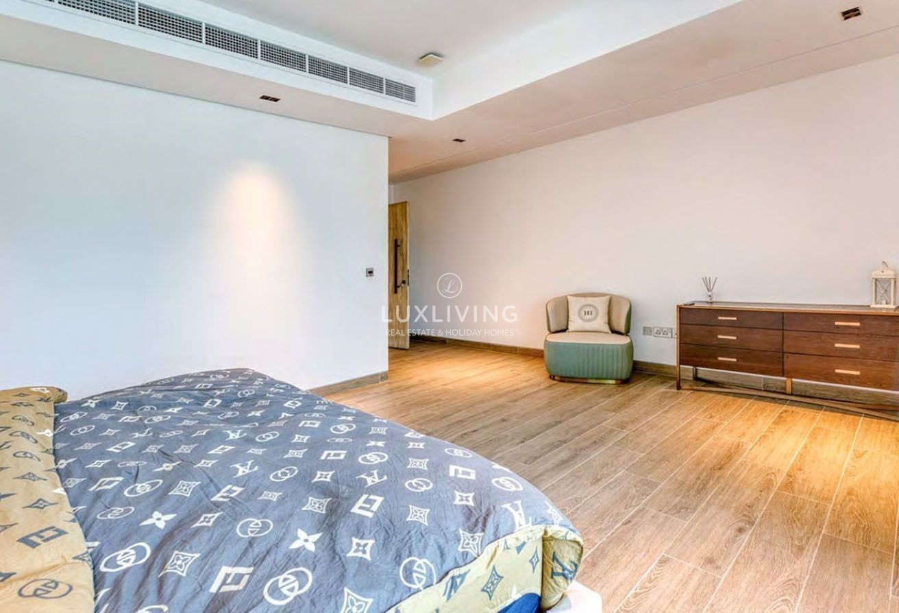 Signature Villas Frond G Image