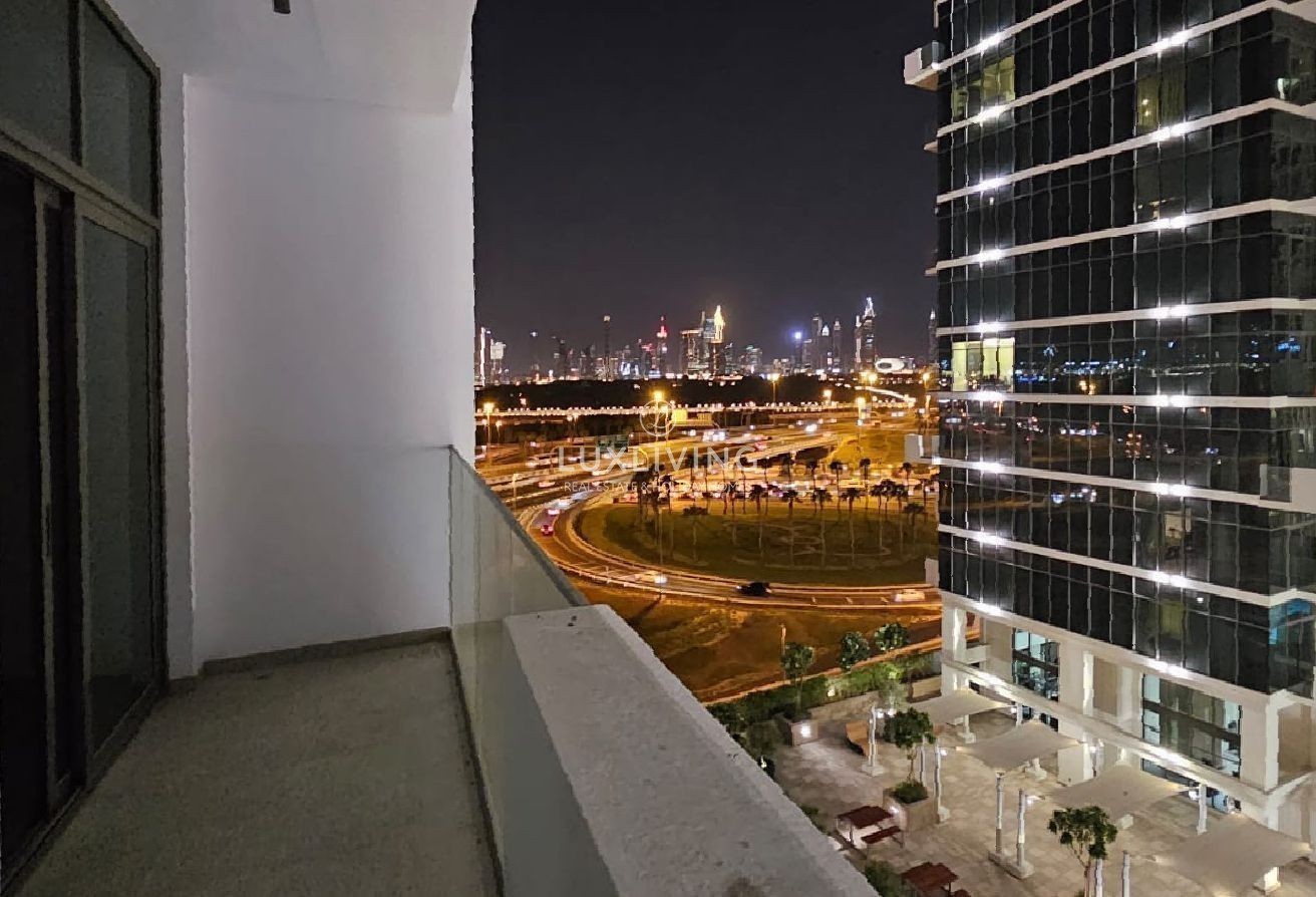 Azizi Fawad Residence  Image