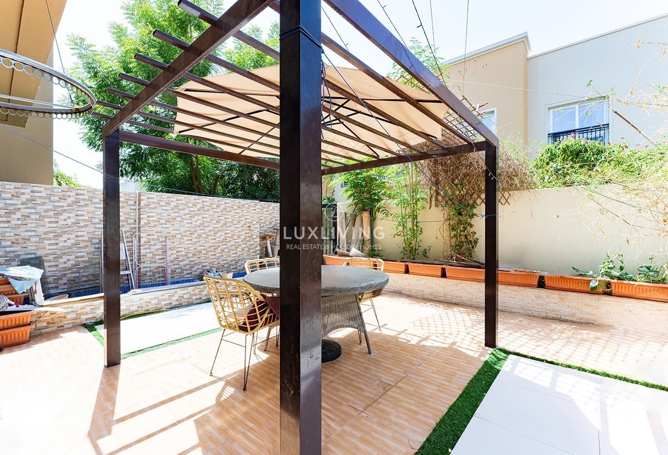 Villanova Amaranta 3 Image