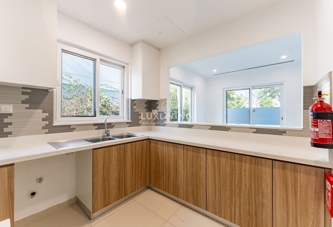 Villanova Amaranta 3 Image