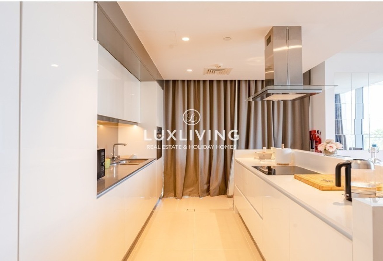 Bluewaters Residences Apartment Building 7 Image