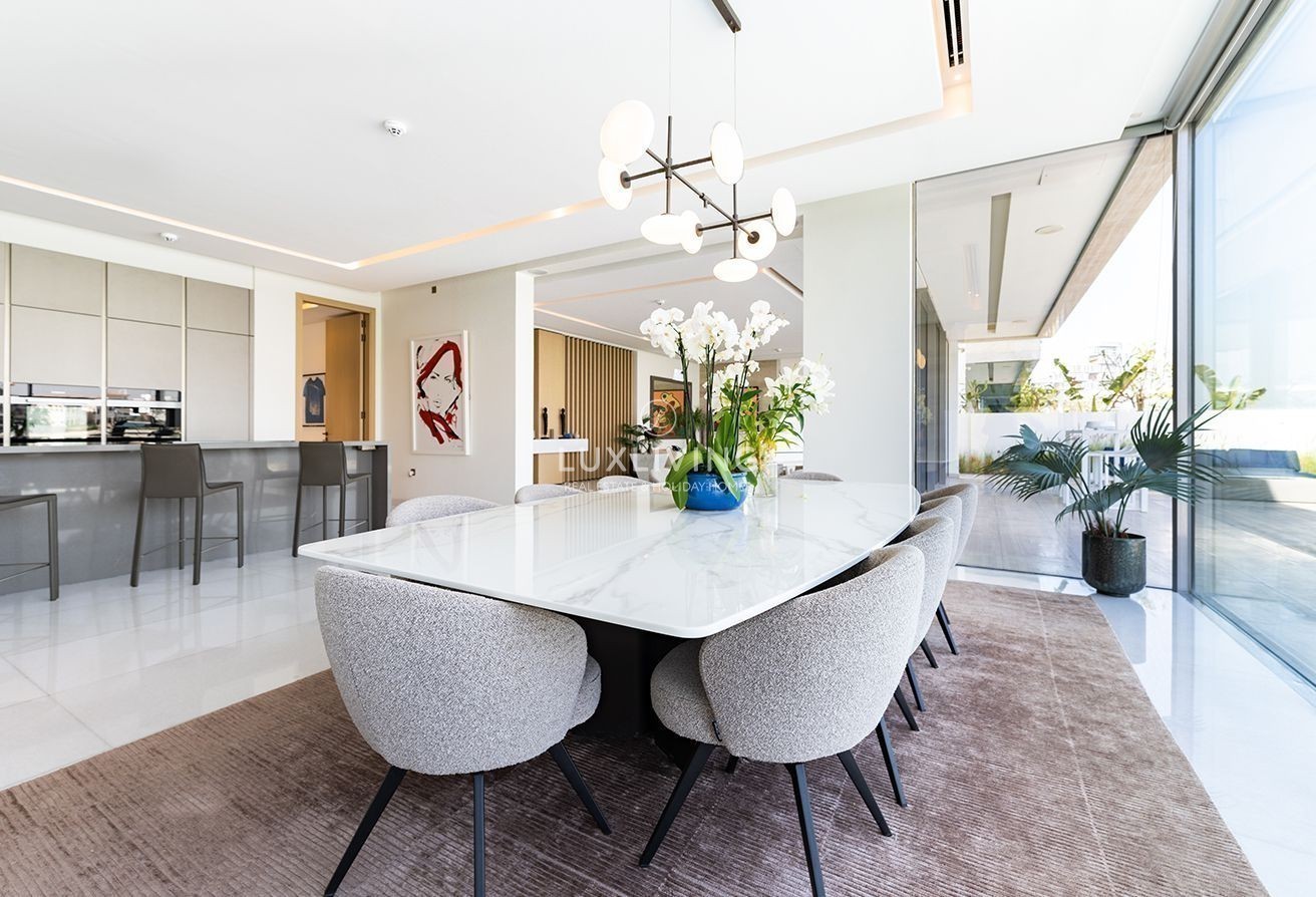 Signature Villas Frond G Image