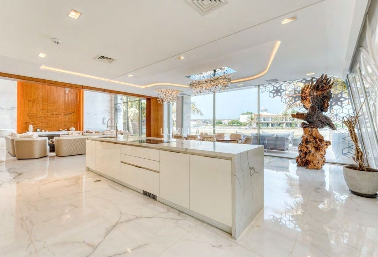 Signature Villas Frond G Image