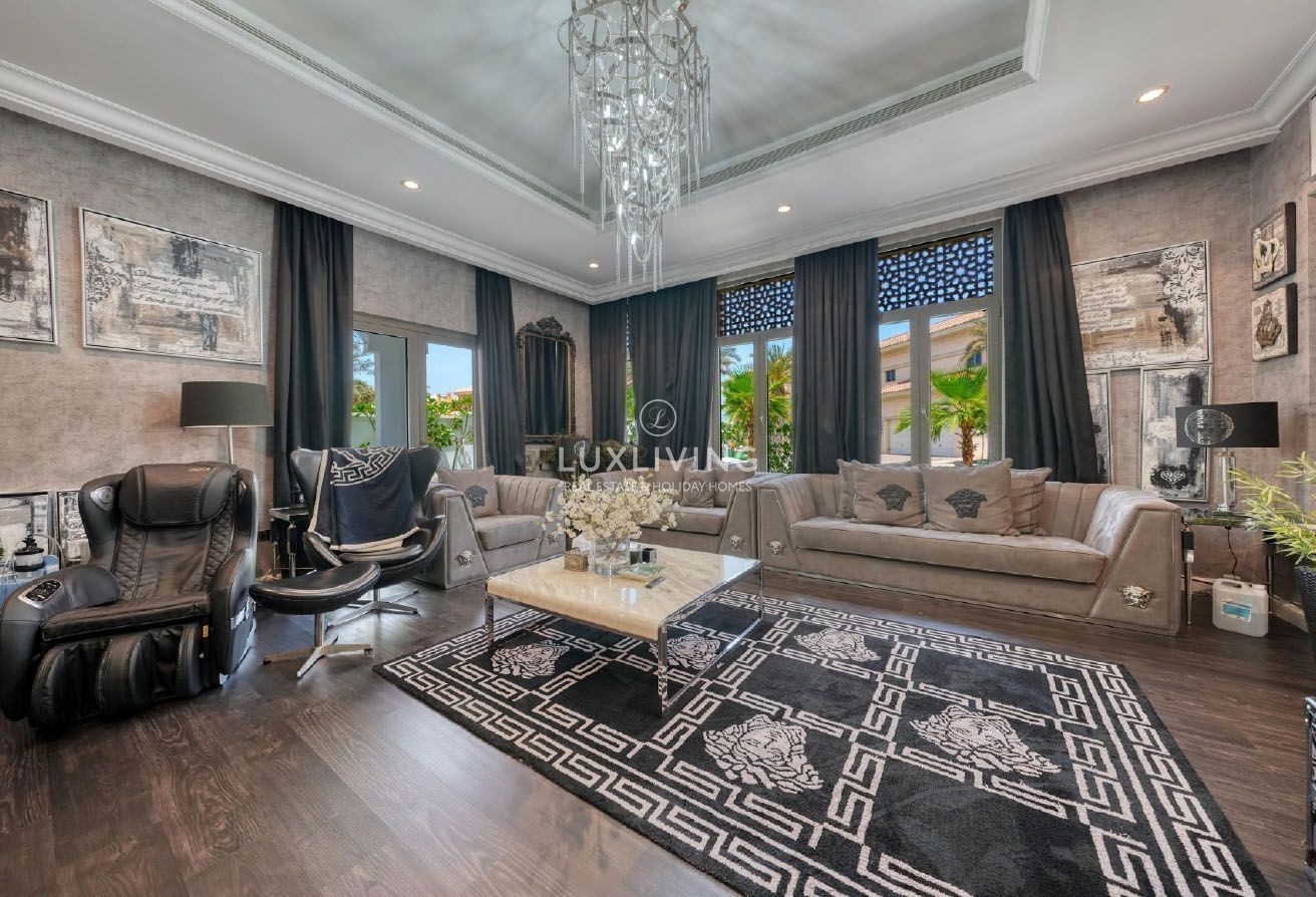 Signature Villas Frond B Image