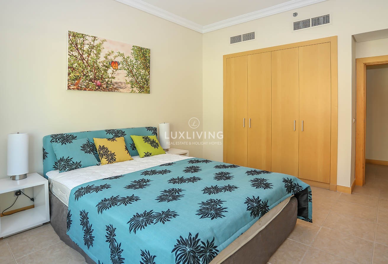 Shoreline Apartments Al Das Image