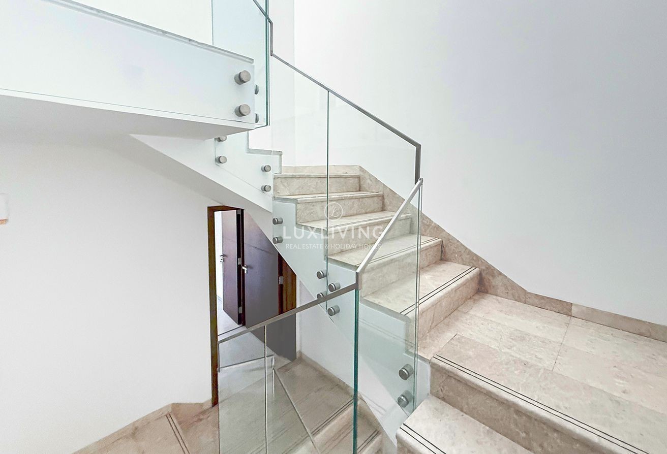 Large Slide 18