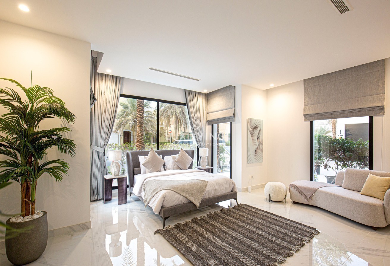 Large Slide 18