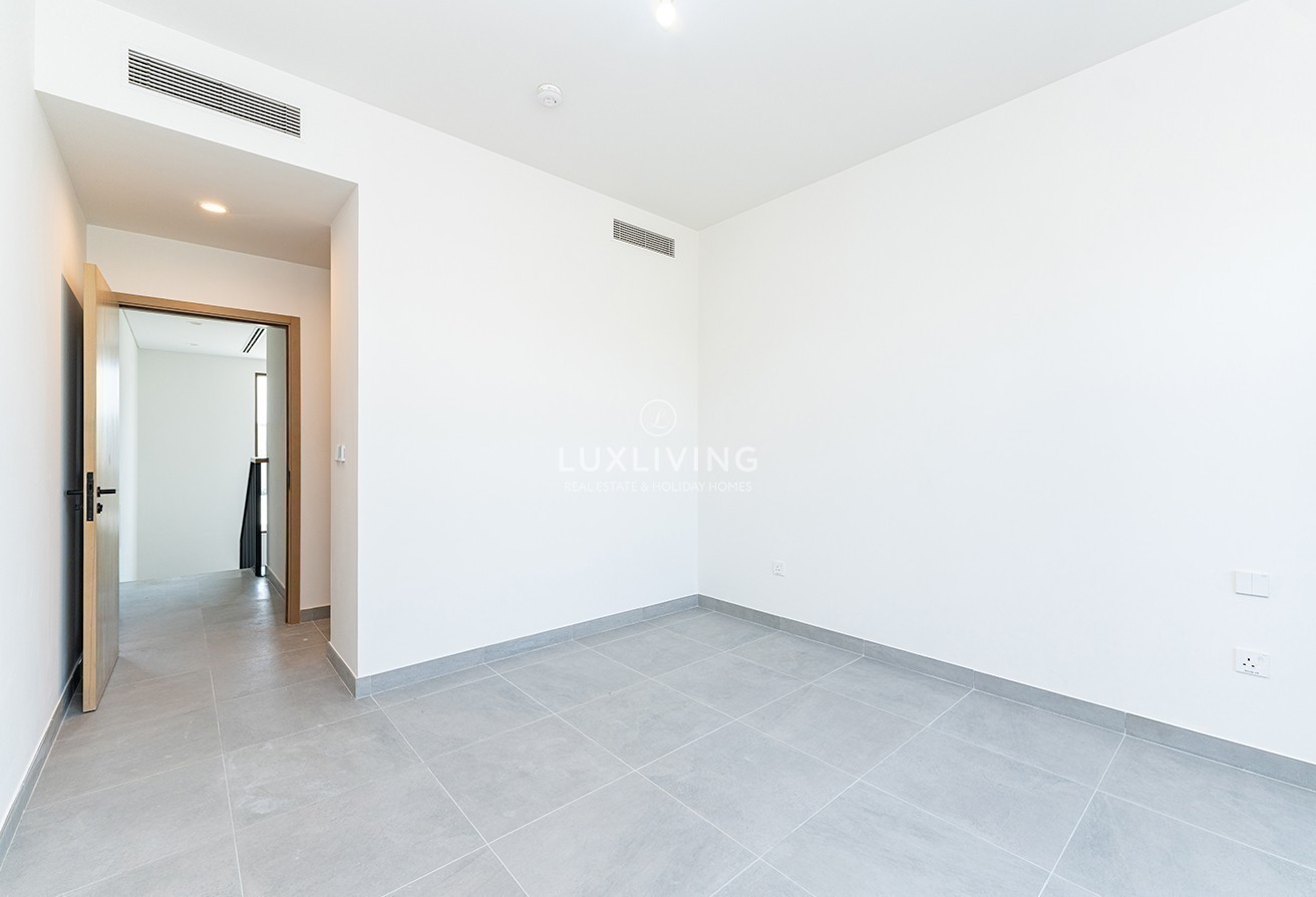 Villanova La Rosa Image