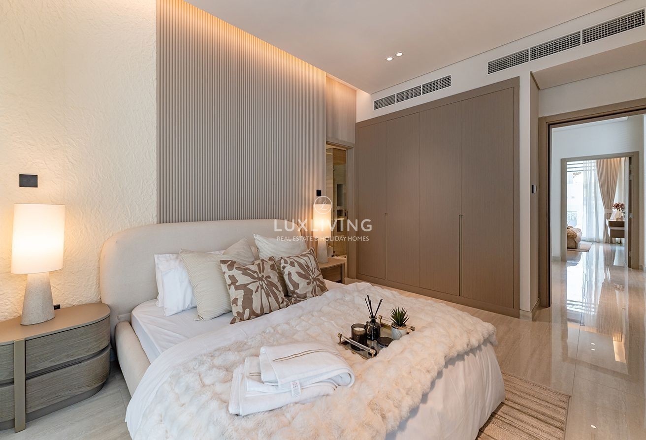 The Veranda Collection 1  Image