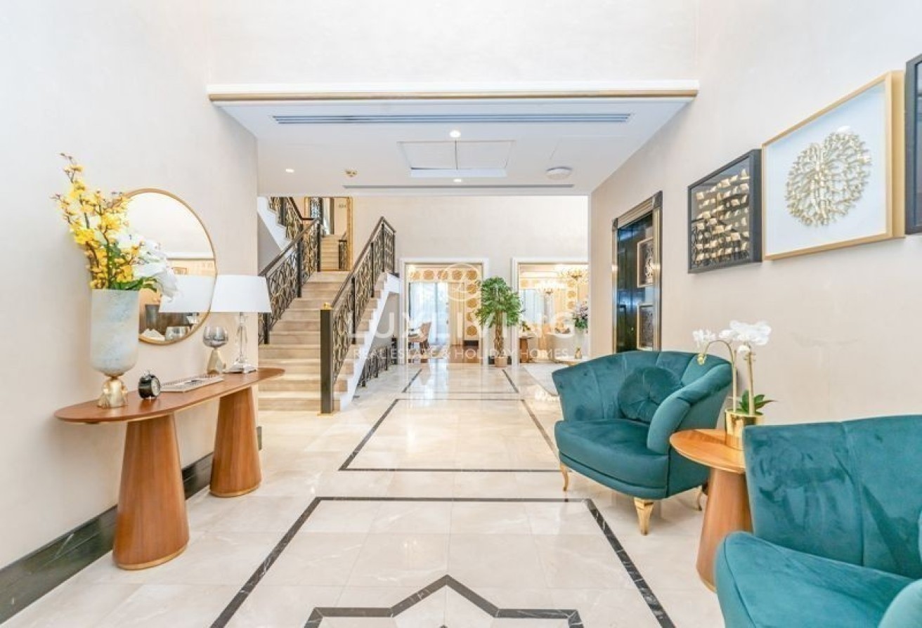 The Crescent Jumeirah Zabeel Saray Image