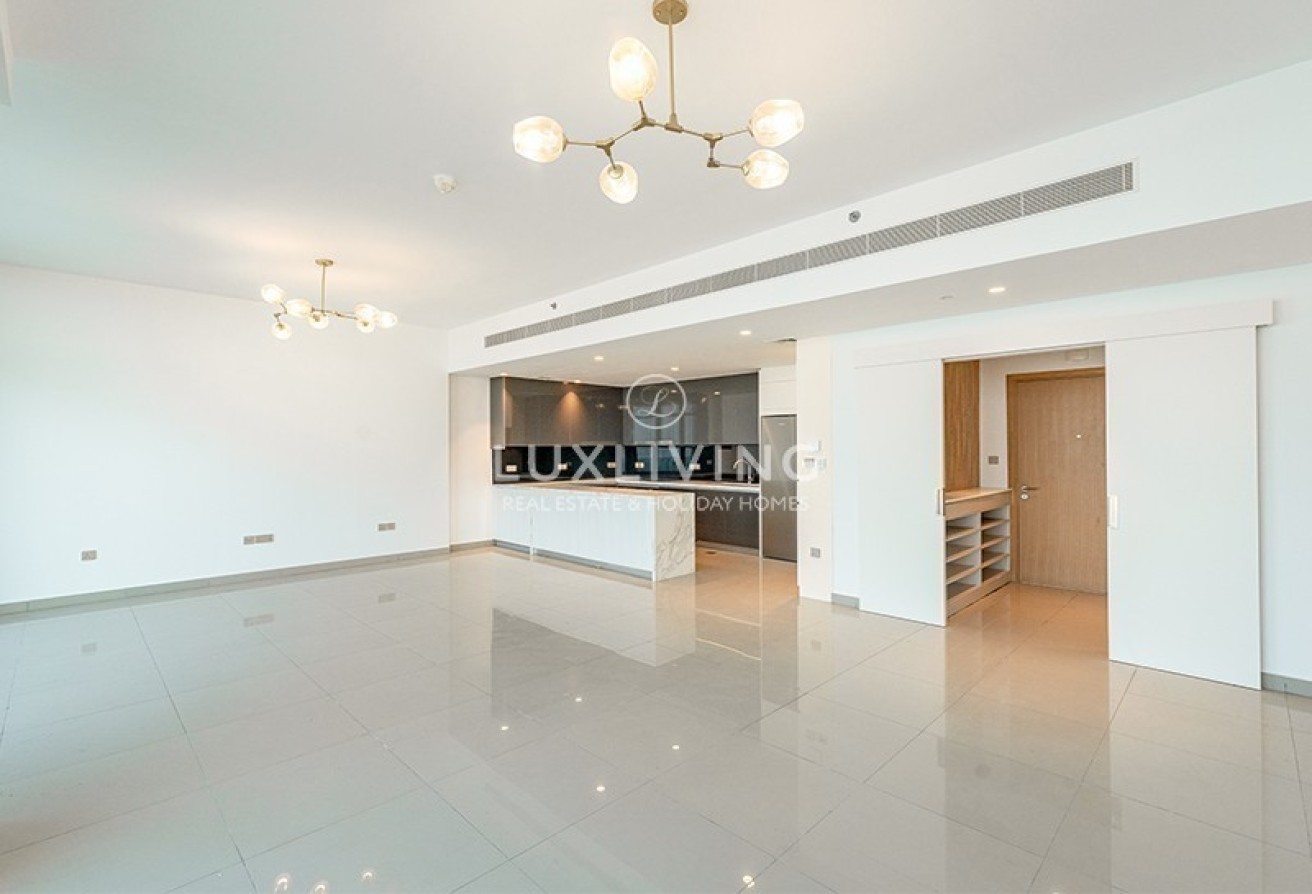 EMAAR Beachfront Beach Vista Image