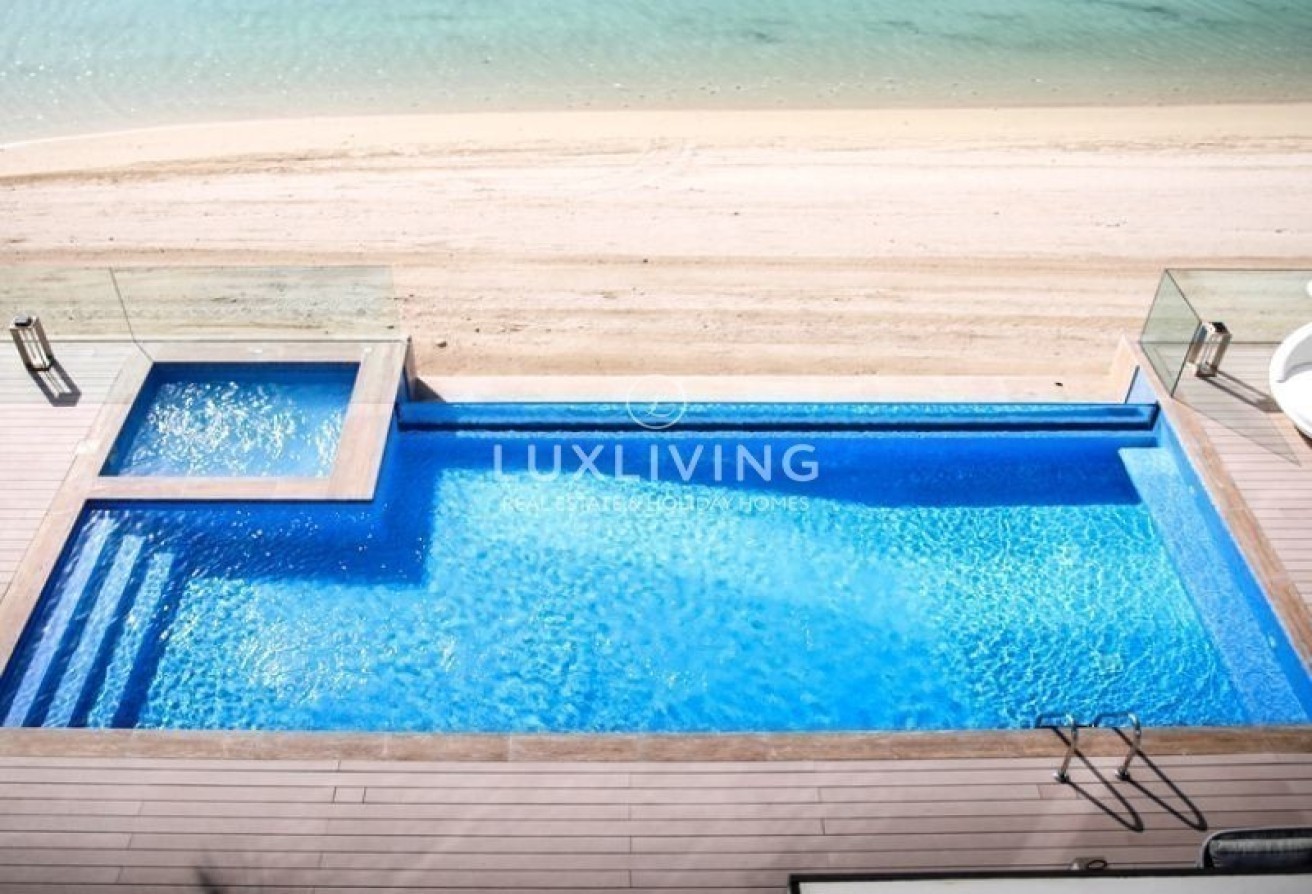 Signature Villas Frond G Image