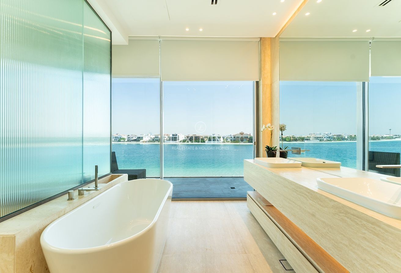 Signature Villas Frond G Image