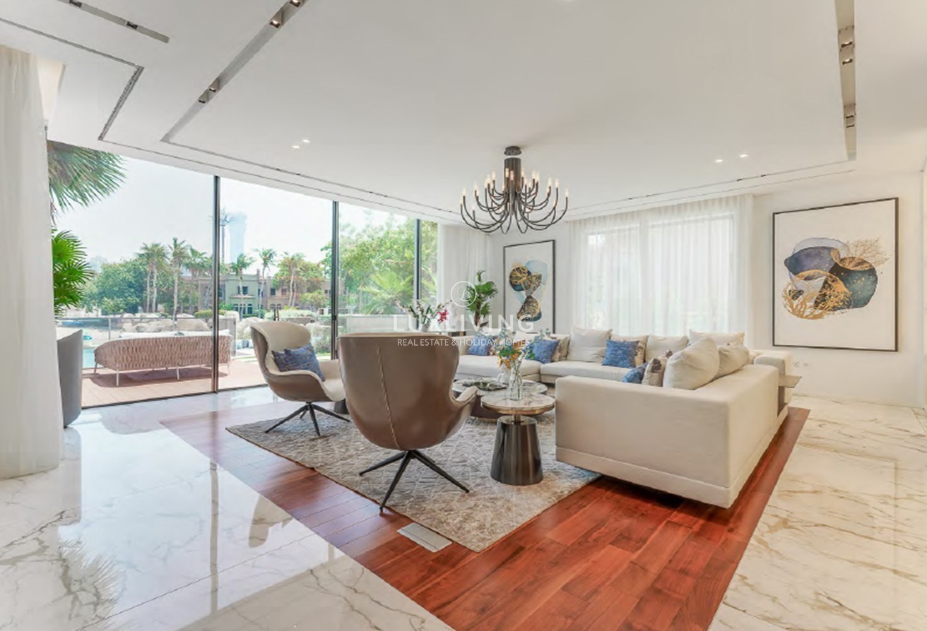 Signature Villas Frond D Image