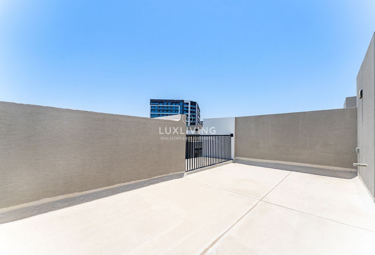 Liwan 180 Degrees Villas Image