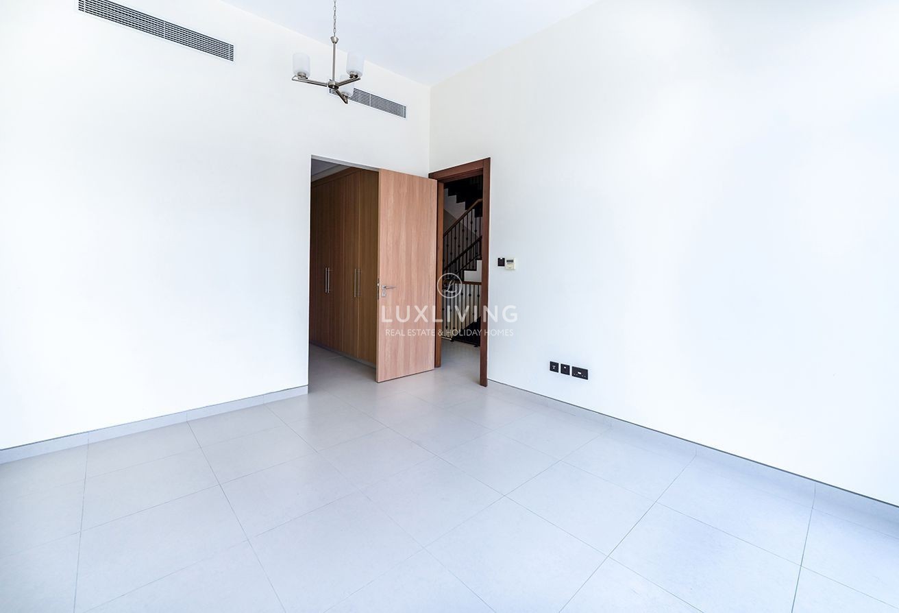 Liwan 180 Degrees Villas Image