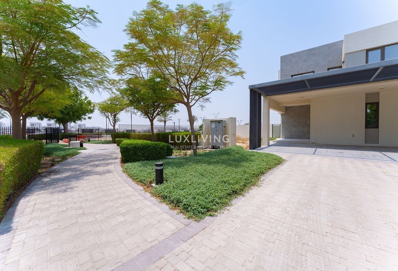 EMAAR South Expo Golf Villas 3 Image