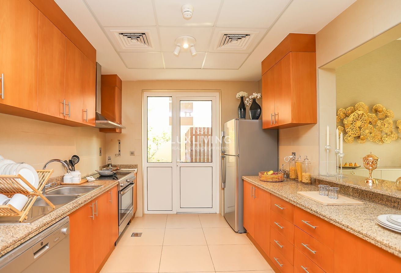 Nad Al Sheba 3 Villas Image