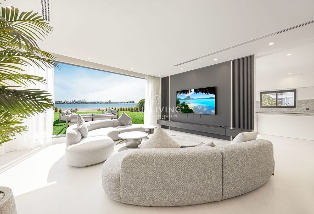 Signature Villas Frond K Image