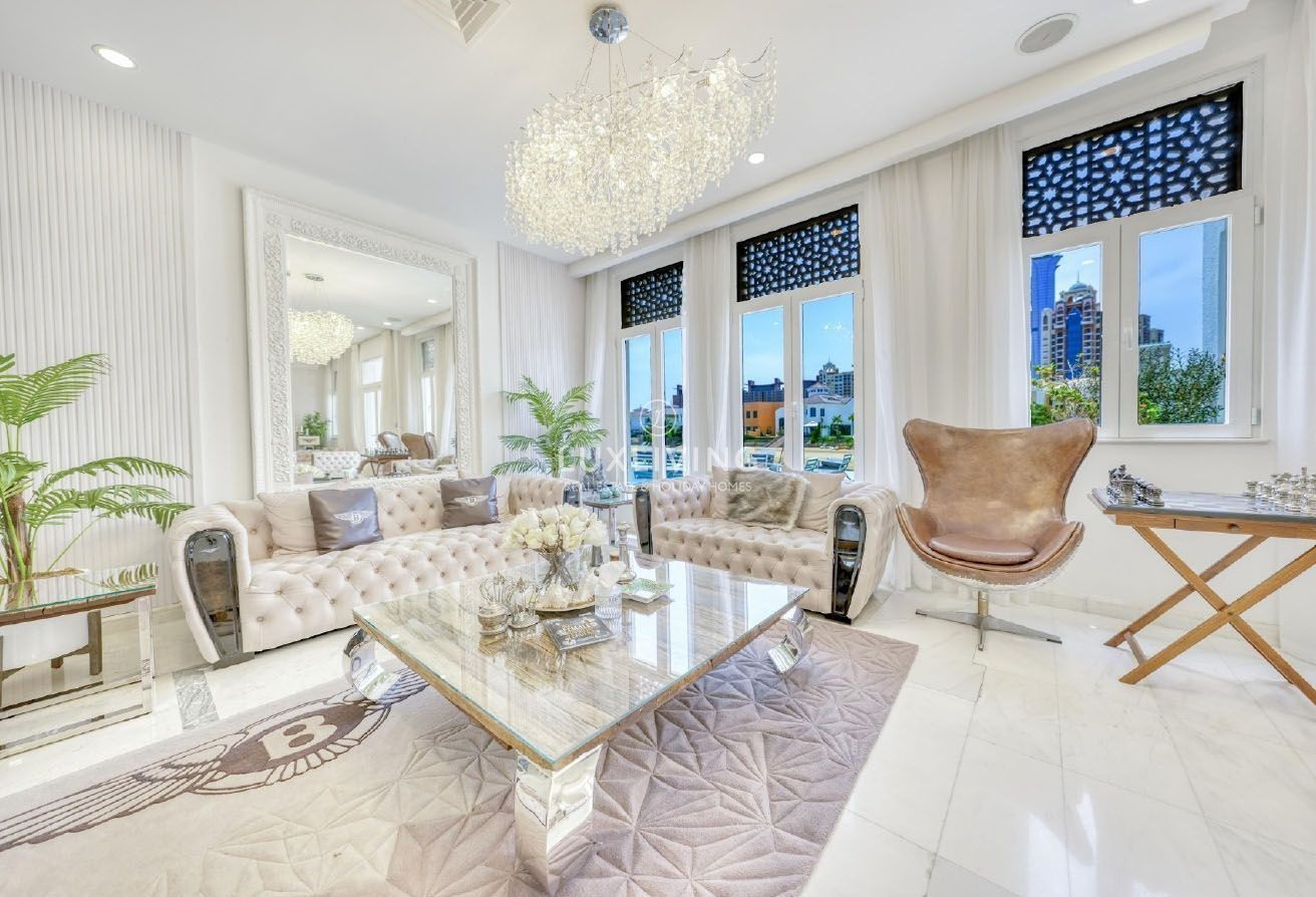 Signature Villas Frond B Image