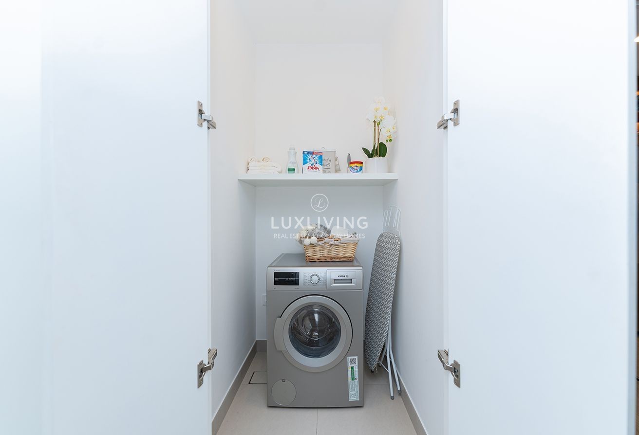 Ayala on the Park  Image