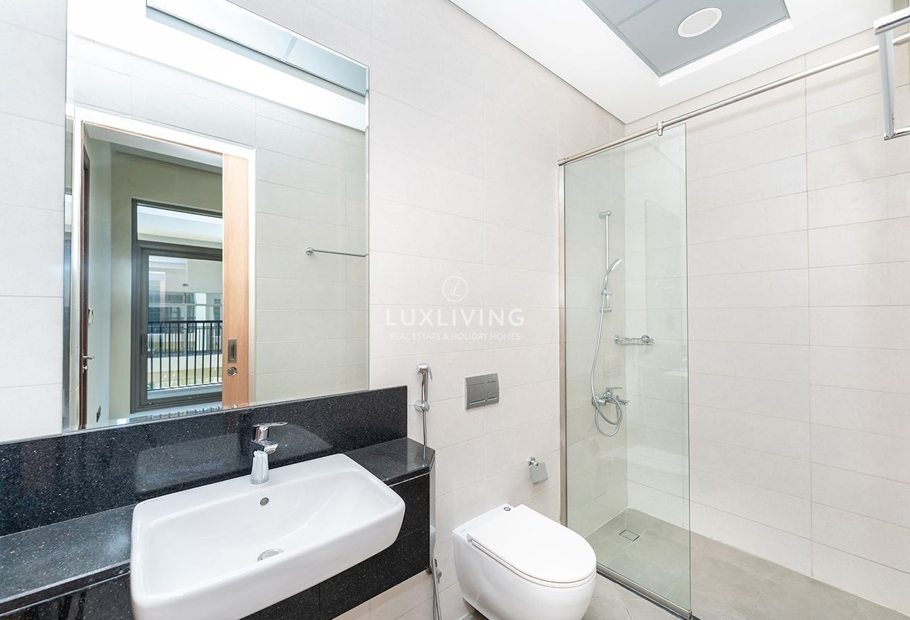 Liwan 180 Degrees Villas Image
