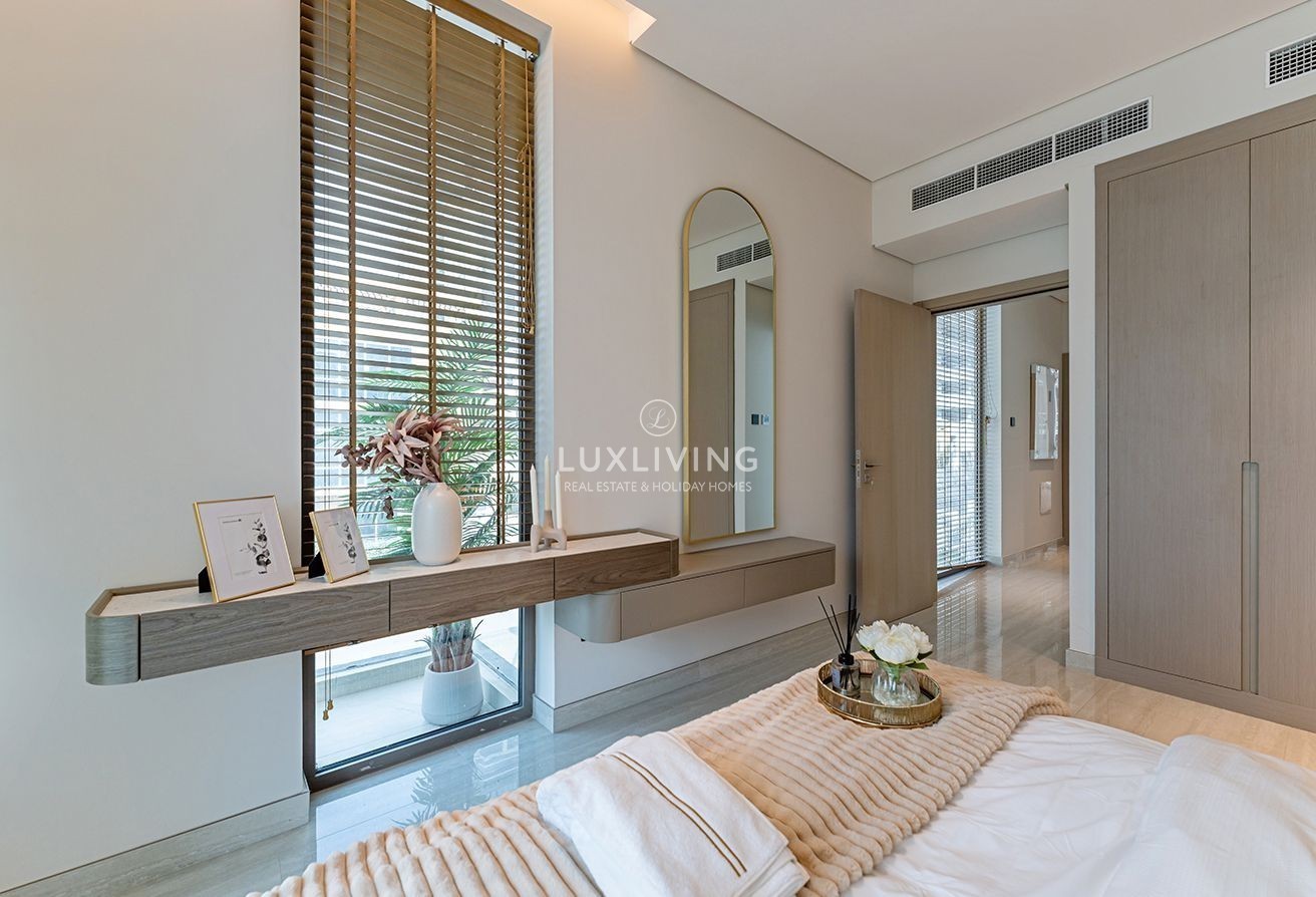 The Veranda Collection 1  Image