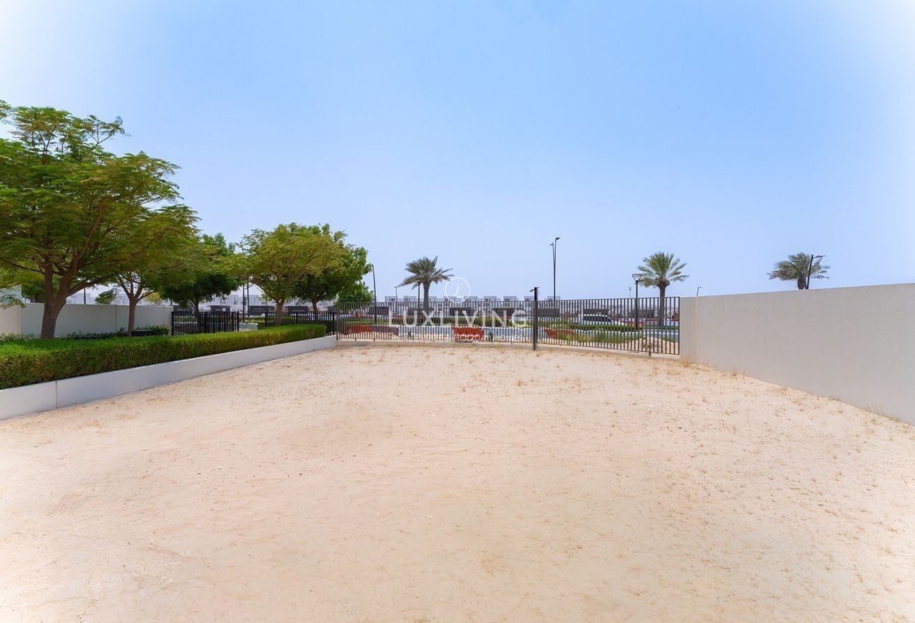 EMAAR South Expo Golf Villas 3 Image